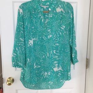 Silky cute summer blouse.